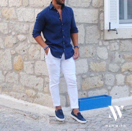50 素晴らしい白 パンツ 青 シャツ 人気のファッションスタイル